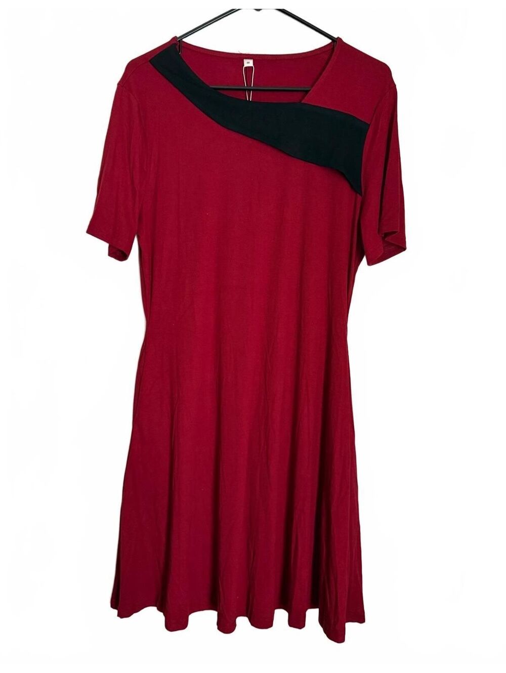 Gleelaud Women's Dress NEW Medium Red Black Minimalist Fit and Flare Chic City